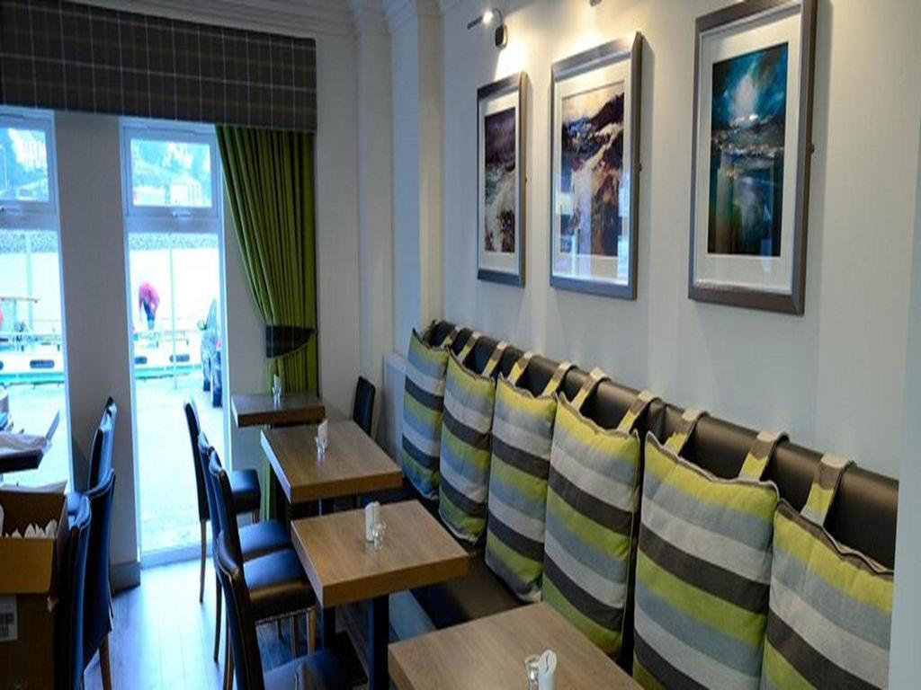 Anchor Hotel And Seabed Restaurant Tarbert  Dış mekan fotoğraf