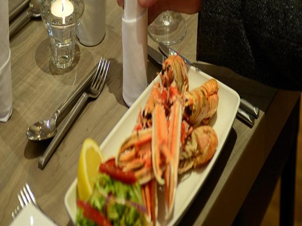 Anchor Hotel And Seabed Restaurant Tarbert  Dış mekan fotoğraf